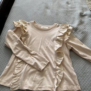 Neutral Flutter top